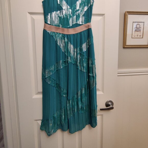 BCBG MaxAzria Zariah SZ-S Cocktail Party Midi Pleated Chiffon Dress - Picture 5 of 13